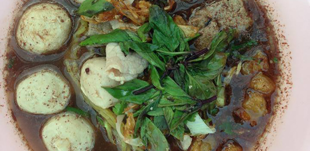 ก๋วยเตี๋ยวน้ำตกป้าศรี