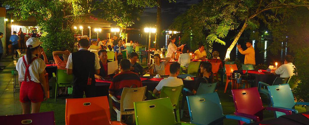 บรรยากาศร้านลีลา