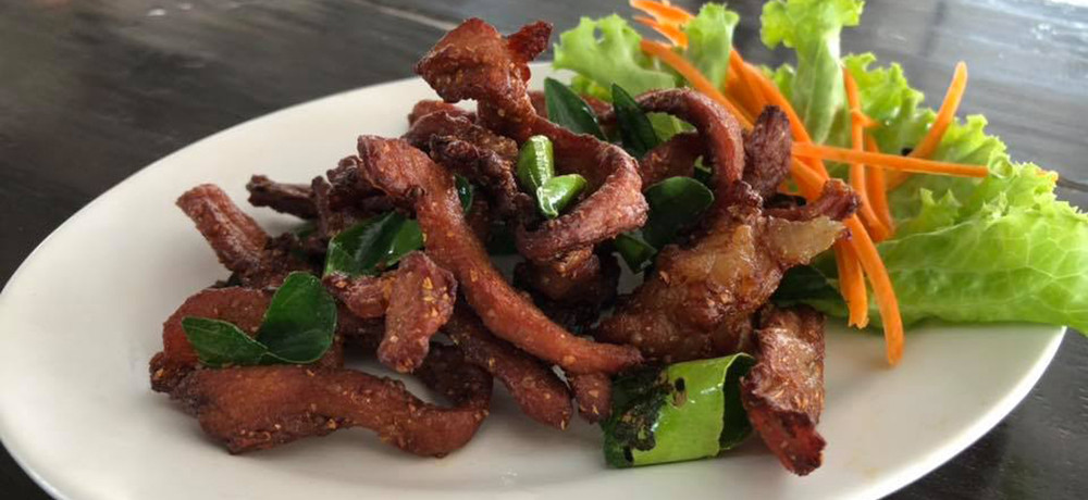 หมูแดดเดียวส้มตำติดปาก